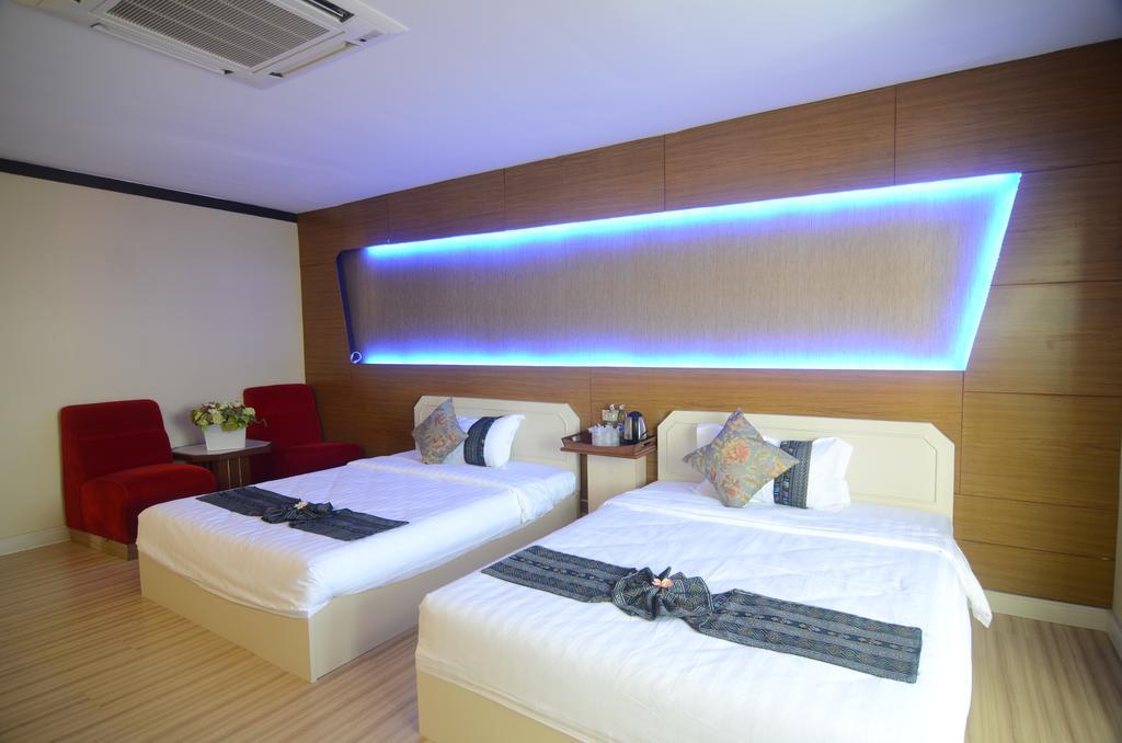 Hotel Centro Cnx à Chiang Mai Chambre photo