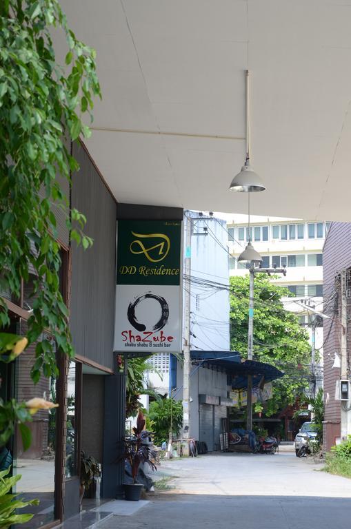Hotel Centro Cnx à Chiang Mai Extérieur photo